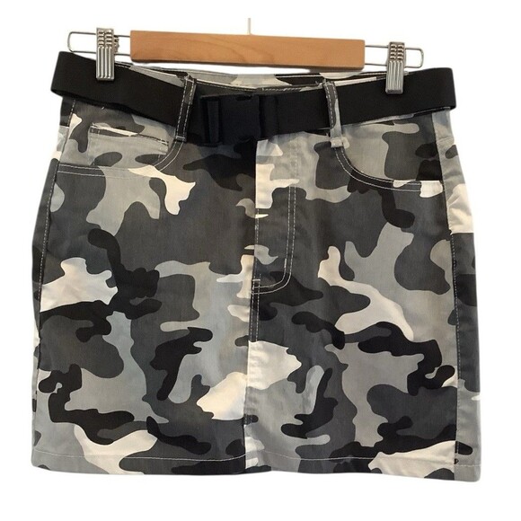 Kreamy Dresses & Skirts - Kreamy Camouflage Skirt Mini Size L Gray Black White With Belt